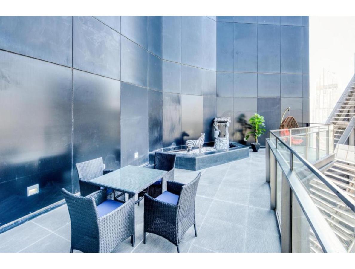 The Penthouse Near Burj Khalifa And Dubai Mall מראה חיצוני תמונה