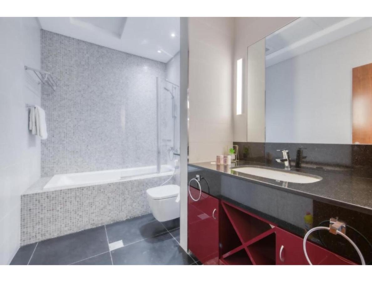 The Penthouse Near Burj Khalifa And Dubai Mall מראה חיצוני תמונה